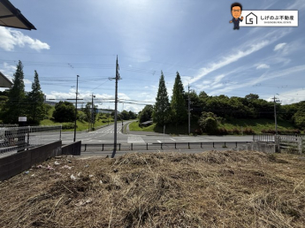 建築条件なし
約47坪
更地