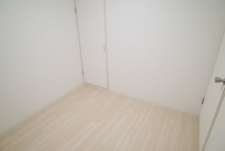 【寝室】