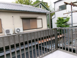 【バルコニー】