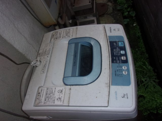 洗濯機あり（残置物で品質保証なし）