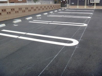 【駐車場】