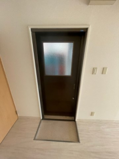 【玄関】