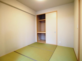 中はこのようになっています