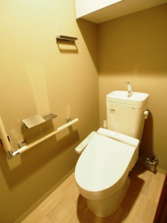 落ち着いたトイレです
