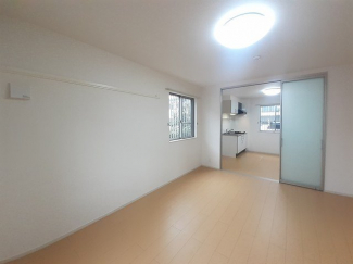 内装は落ち着いています