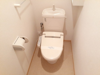 シンプルで使いやすいトイレです