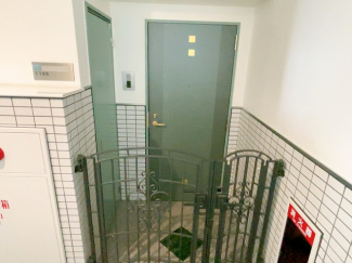 【玄関】