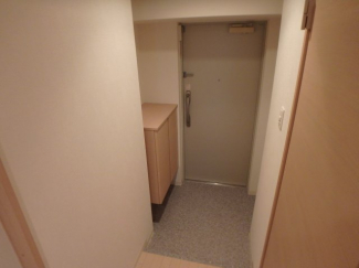 毎日通る玄関はこちらです