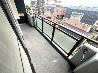 【バルコニー】