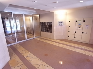 【エントランス】
