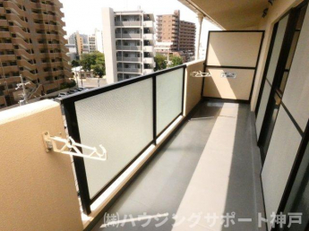 【バルコニー】