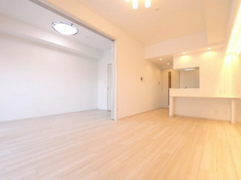 【居間・リビング】