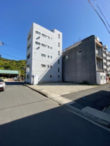 シマラクアイス本町３丁目駐車場の画像