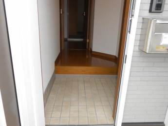 広めの玄関