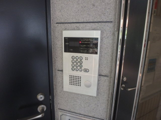 オートロックつきです