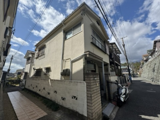 南側通路なので日当たりバッチリ　鉄部・塀の塗装予定
