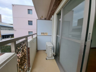 【バルコニー】