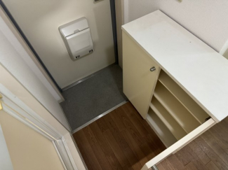 シンプルで使いやすい玄関です