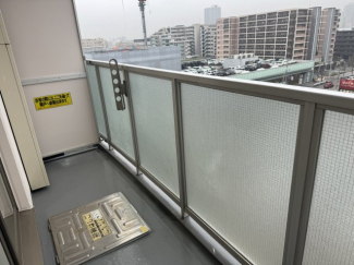 お洗濯にも便利なバルコニー付き