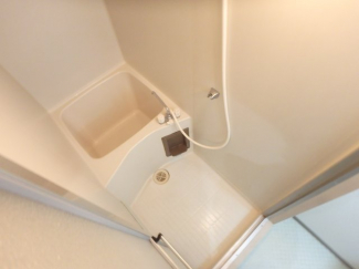 コンパクトで使いやすいお風呂です