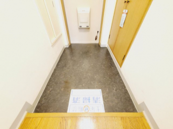 【玄関】