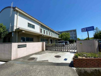 松山市立垣生中学校まで958m