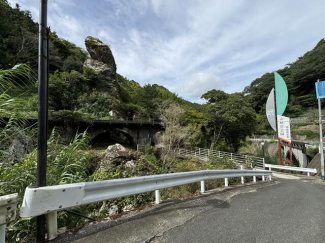 夫婦岩公園まで765m