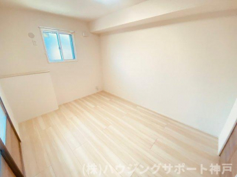 【寝室】