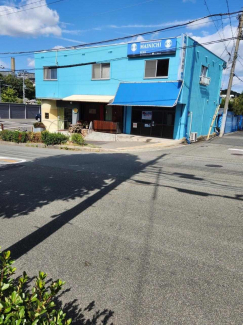 外観西側から　従前の新聞配達店