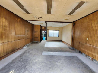 1階店舗　内から東裏口