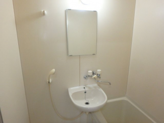 コンパクトで使いやすい洗面所