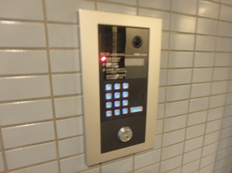 オートロックなど設備充実