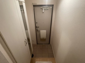 明るい玄関です