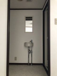 コンパクトで使いやすい洗面所