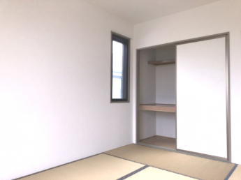 明るい和室です