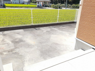 簡単な家庭菜園も楽しめるお庭です
