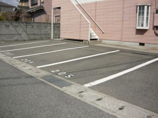 駐車スペースもあります