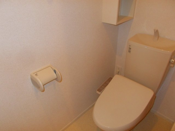 シンプルで使いやすいトイレです