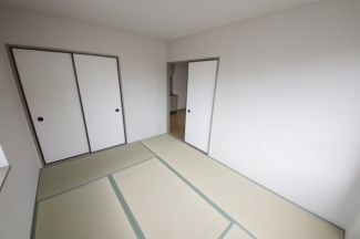 明るい和室です