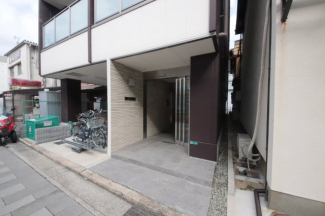 【エントランス】