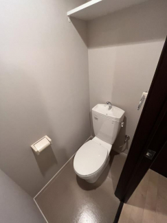 清潔感のあるトイレです