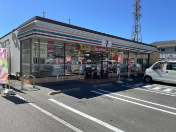 セブンイレブン松山本町３丁目店まで205m