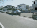 松山市鷹子町の駐車場の画像