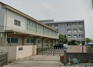 松山市立垣生中学校まで970m