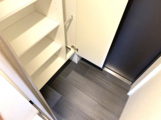 【玄関】