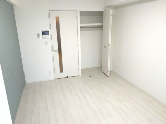 【寝室】
