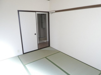 【寝室】