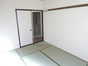 【寝室】