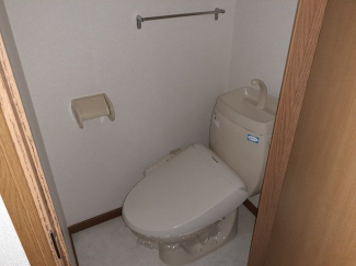 ゆったりとした空間のトイレです