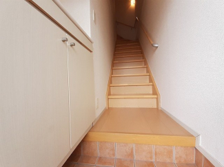 落ち着いた玄関です
